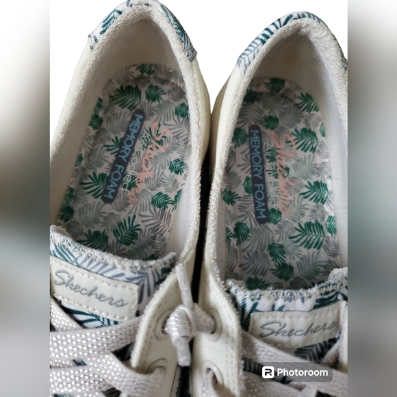 Skechers Madison Ave Tropic Topic Women’s US 9 Memory Foam Slip On Sneaker Beige - Picture 3 of 11